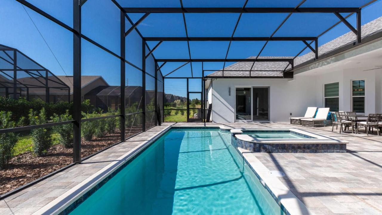 Villa Paradise At Providence - Exclusive 4 Bed Pool Davenport