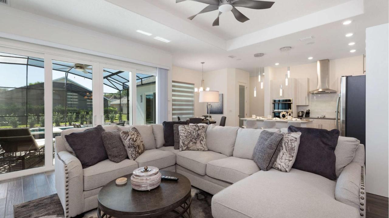 Villa Paradise At Providence - Exclusive 4 Bed Pool Davenport